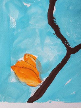 Açık mavi arkaplanda açık mavi renk çiçekli kıvrımlı ağaç dalının saf sanat resmi