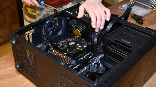 Montagem e manutenção de hardware de PC em casa — Fotografia de Stock