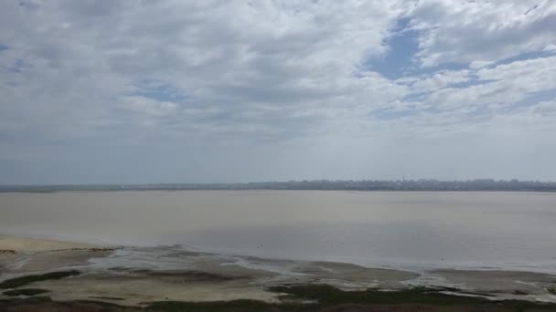 Panorama vista Kuialnyk Paisaje del estuario en Ucrania — Vídeo de stock