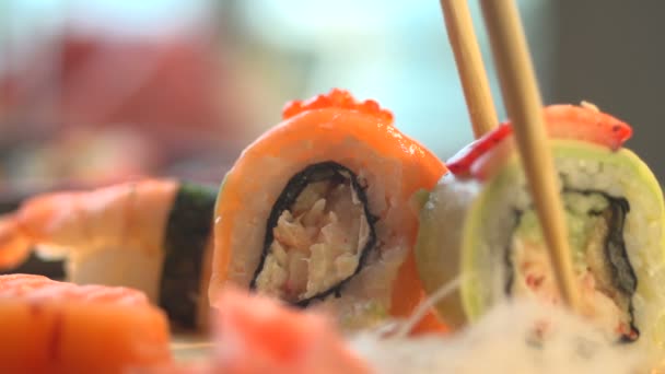 Sushi in Japanese Restaurant close up — Stock Footage Sushi in Japanese Restaurant close up Royalty Free Stock Footage