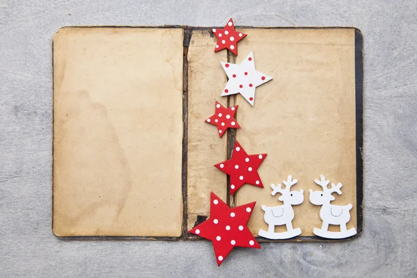Sfondo in legno con decorazione natalizia — Foto Stock