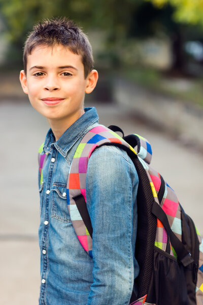 Child with his backpack