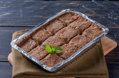 Kızarmış kebap, tipik Arap lezzeti, Brezilya 'da da çok yaygındır. Kıyma, buğday ve nane