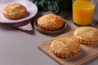 Empada de Palmito denilen tipik Brezilya mutfağı aperatifi. Boşluğu kopyala