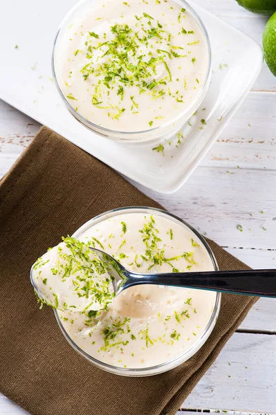 Delicious Lemon Mousse Refreshing Tasty Dessert Lime Mousse Top View — Stock Photo, Image