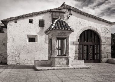 Avlusunda silolar (tahıl deposu), Burjassot, Valencia, İspanya