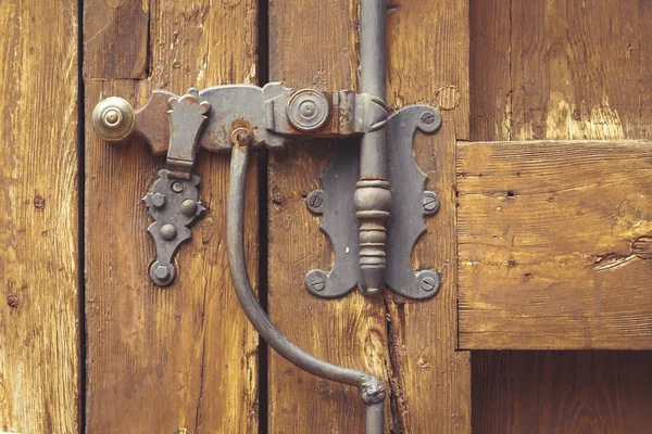 Παλιά κλειδαριά της πόρτας, κοντινό πλάνο — Φωτογραφία Αρχείου