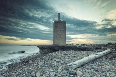 deniz manzarası sonbahar dramatik