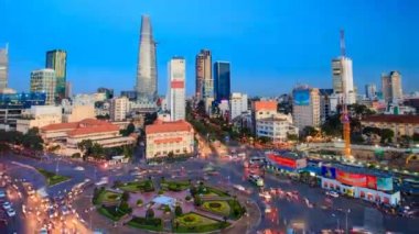 Daire karenin çevresindeki yoğun trafik hareket