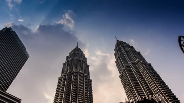 Petronas Twin Towers — Stock Video