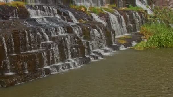 瀑布层叠在越南 Panagarh — 图库视频影像