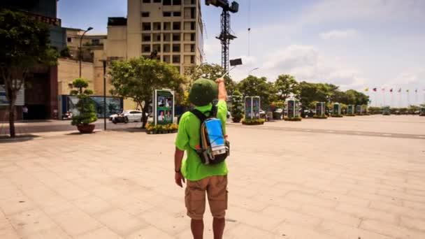 Vezető turista Vietnamból — Stock videók