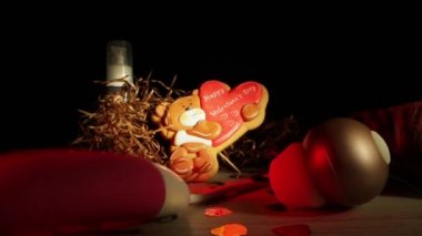 Zencefilli çörek ameliyat vibratörü ve samanlıkta kayganlaştırıcı.