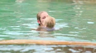 Bebek ve anne Havuzu
