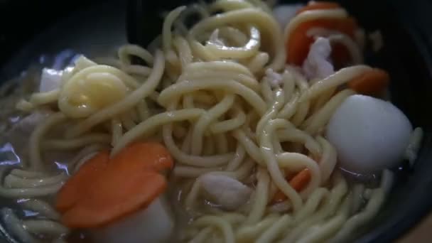 Chinese noodle soup — Stock Video