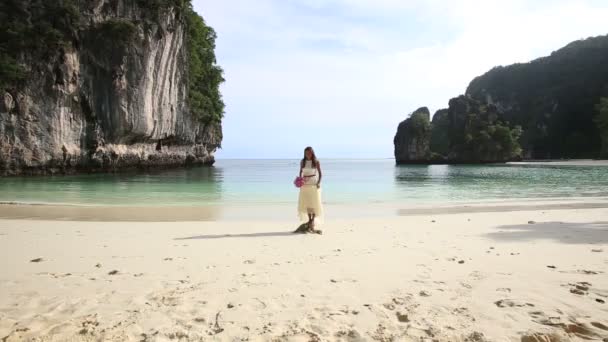 Honeymoon bride on beach — Stock Video