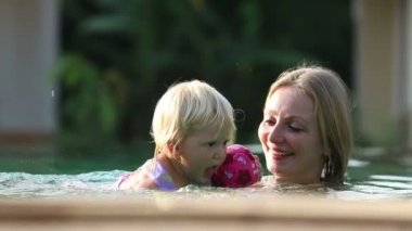 Anne küçük çocuk yüz