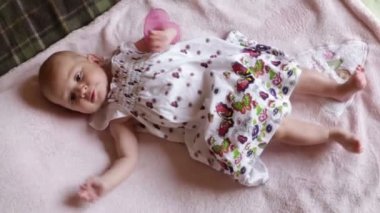 Pembe battaniye bebek kız