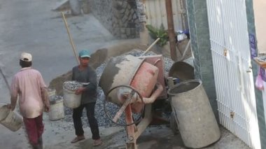 Vietnamca üreticileri inşaat çalışma