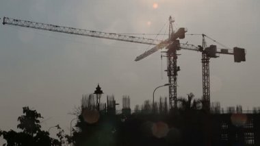 Çalışma Vinçler yapımı