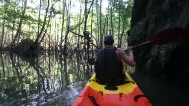 Kayık Kanyon yaşlı adam kürekler