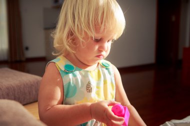 sarışın kız oyun oyuncak Oluşturucu