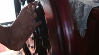 turistik gemi kaptanı tarafından ayak ederek