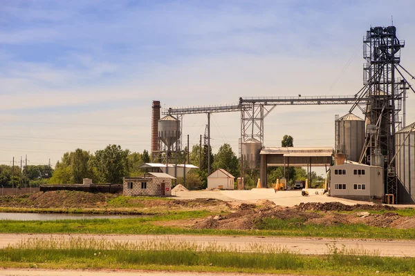 Moderna planta de maquinaria de silo —  Fotos de Stock