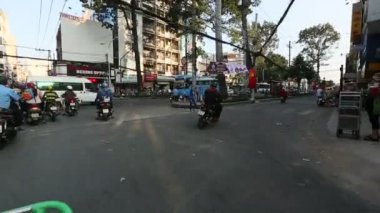 Ho Chi Minh city trafikte motosiklet.