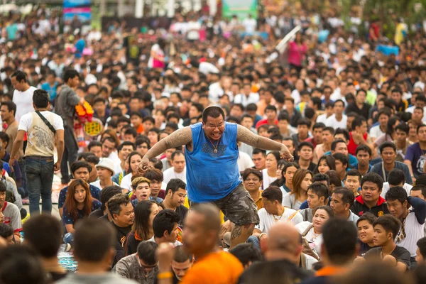 Bilinmeyen katılımcılar Master gün töreni