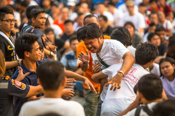 Wai pełna rytuał w klasztorze Bang Pra — Zdjęcie stockowe