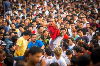 Wai Kroo ritüel Bang Pra manastırda
