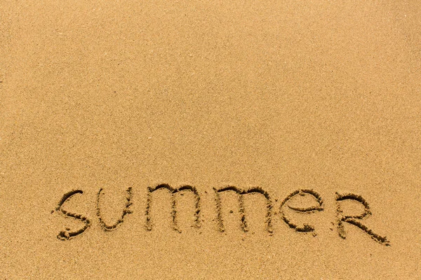 Sommer - gezeichnet im Sand — Stockfoto