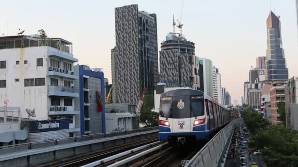 El sistema de tránsito masivo de Bangkok — Vídeo de stock