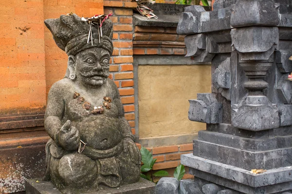 Estatua de guardia tradicional — Foto de Stock