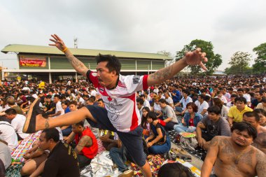 Bilinmeyen ana gün katılımcıların 