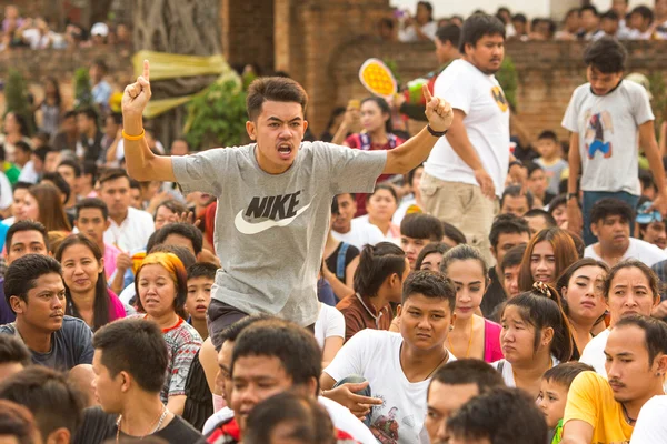 Participantes desconhecidos da Cerimônia do Dia Mestre — Fotografia de Stock