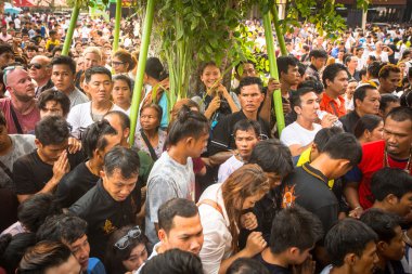 Kimliği belirsiz katılımcıları Wai Kroo