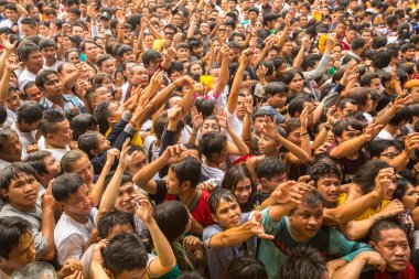 Kimliği belirsiz katılımcıları Wai Kroo