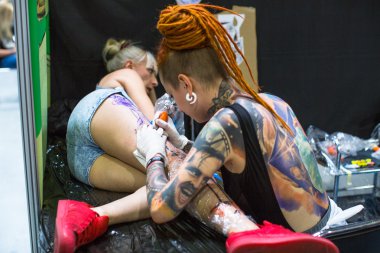 Krakow şehrinde uluslararası dövme Kongre