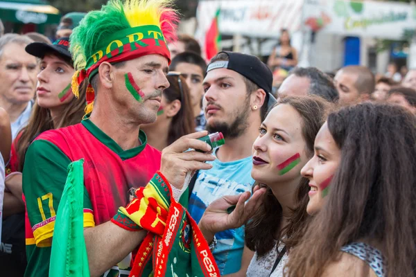  Maç sırasında Portekizce hayranları