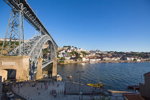 Douro river and Ribeira in Porto — Stock Photo, Image