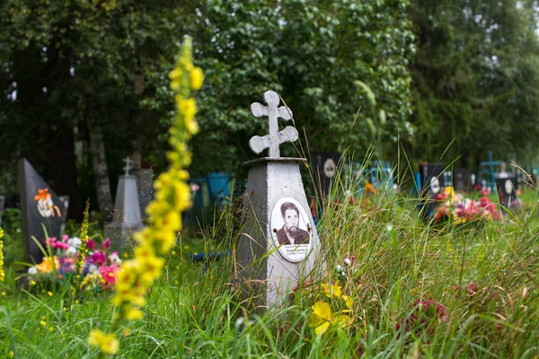 Hřbitov na místě kostel Lenka — Stock fotografie