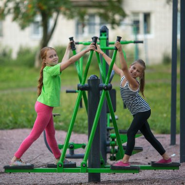 Jimnastik pratik kız çocuklar 