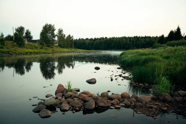 Flussblick Einem Abgelegenen Russischen Dorf Frühmorgens Morgengrauen — Stockfoto