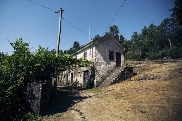 葡萄牙北部典型的农村住宅 — 图库照片