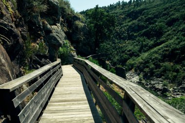 Paiva geçidi Paiva nehri boyunca, Portekiz.