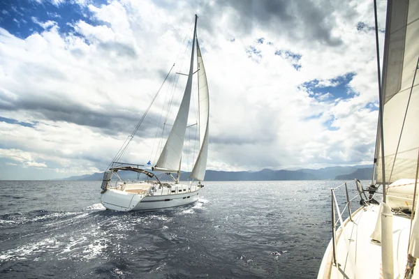 Sailing yacht — Stock Photo, Image