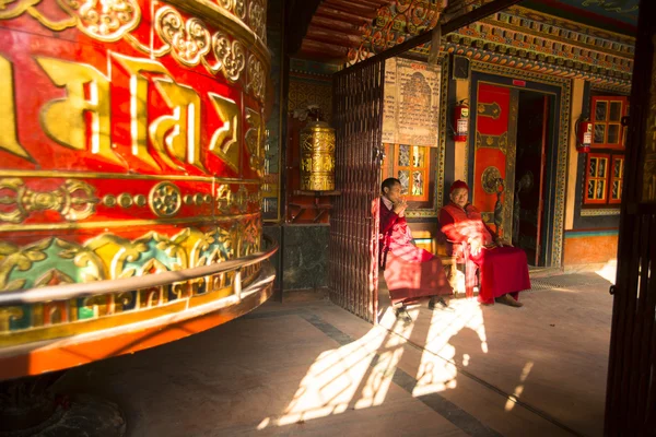 正体不明の仏教の僧侶 — ストック写真