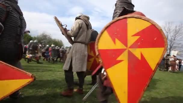 Rekawka - tradición polaca, celebrada en Cracovia el martes después de Pascua. — Vídeo de stock